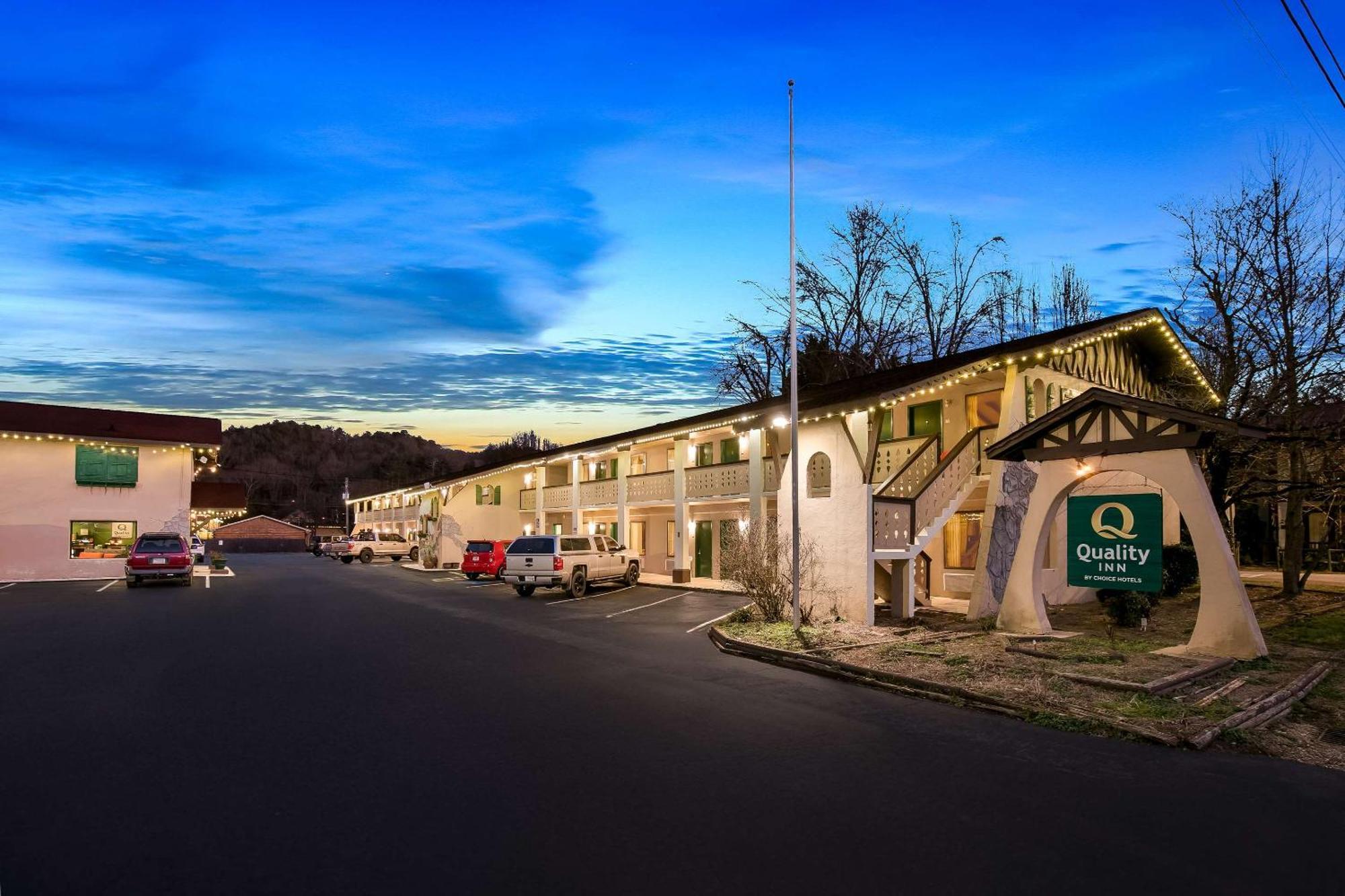 Quality Inn Downtown Helen Exterior photo